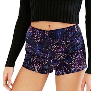 NWT Urban Outfitters Ecote Printed Velvet Shorts